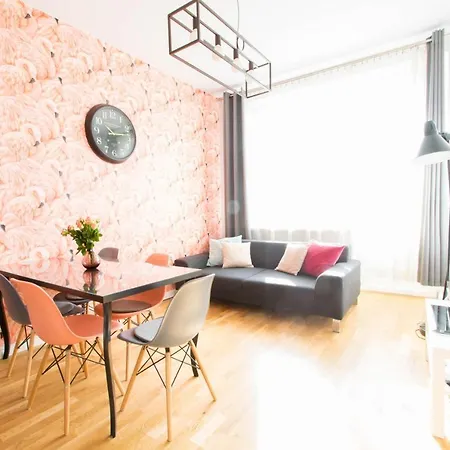 Old Town Krupnicza Apartment