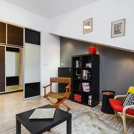 Apartment Kollataja By Renters Krakow