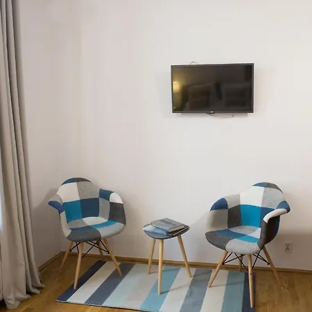 Tango House Bed & Breakfast 3*