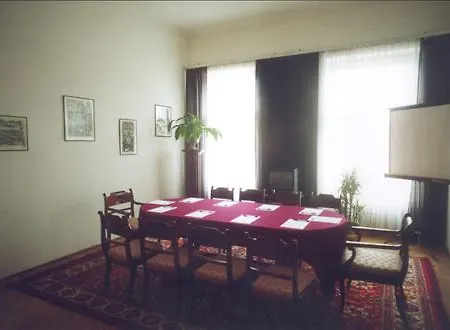 Ξενοδοχείο Polonia 3*