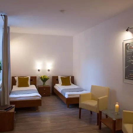 Tango House Bed & Breakfast 3*