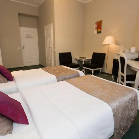 Leone Apart Otel