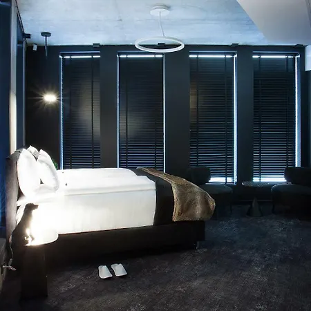 The Loft Adults Only Otel