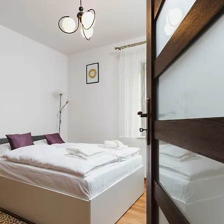 Osiedle Pod Debem Apartment Krakow