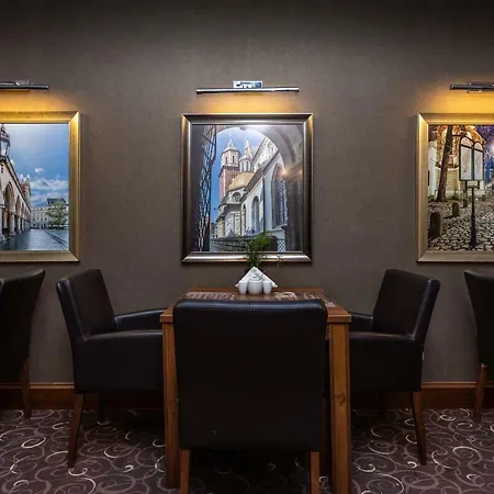 Royal Hotel 3*