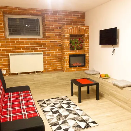 Fox Center Apartment *