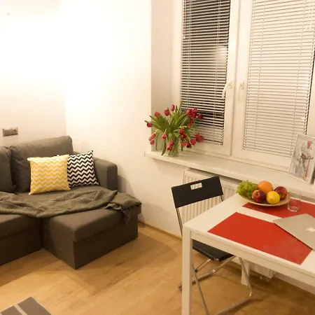 Fox Center Apartment *