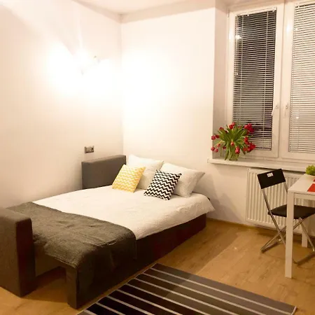 Fox Center Apartment *