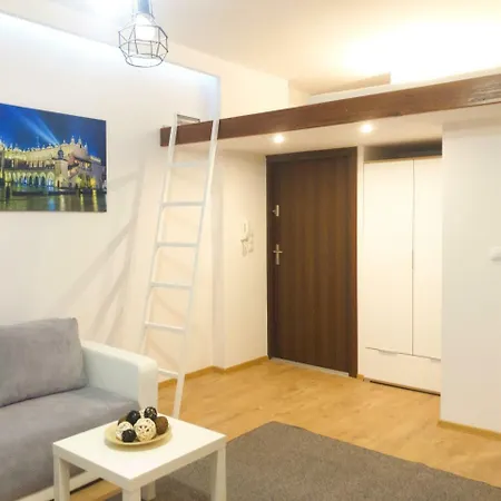 Fox Center Apartment