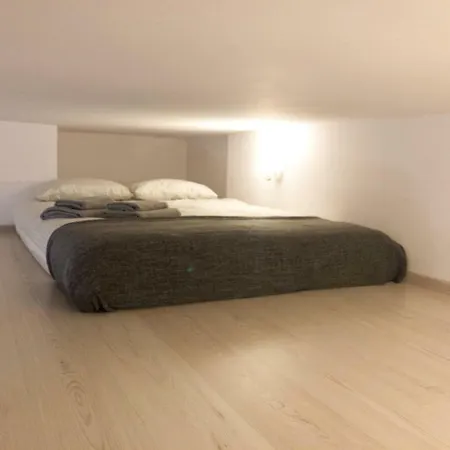 Fox Center Apartment