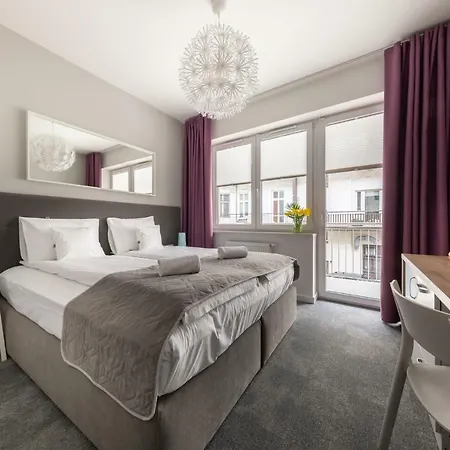 Playroom Hotel apartamentowy *