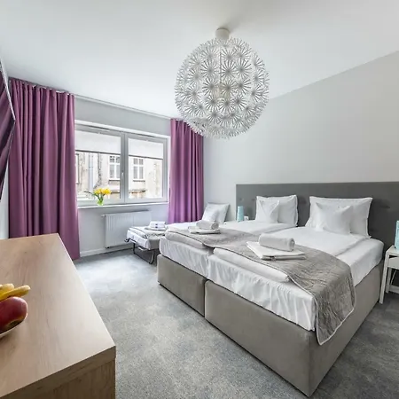 Playroom Hotel apartamentowy *