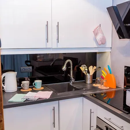 Apartment Neoteric