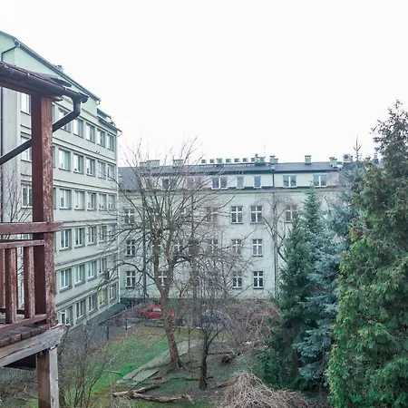 Neoteric Apartment *