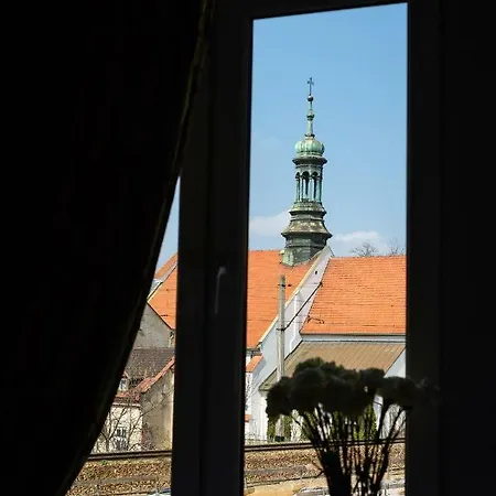 Angel House 2*