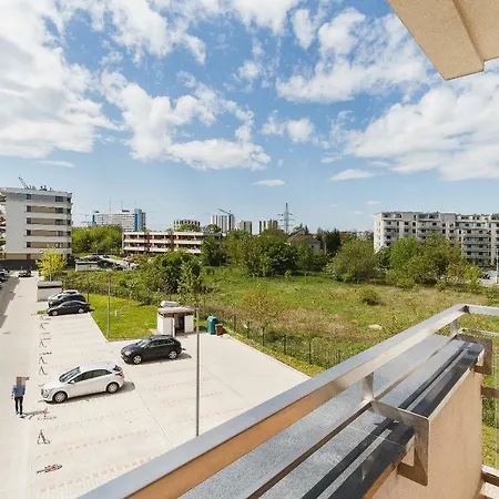 Tauron Arena Elegant Dabska By Renters Apartment