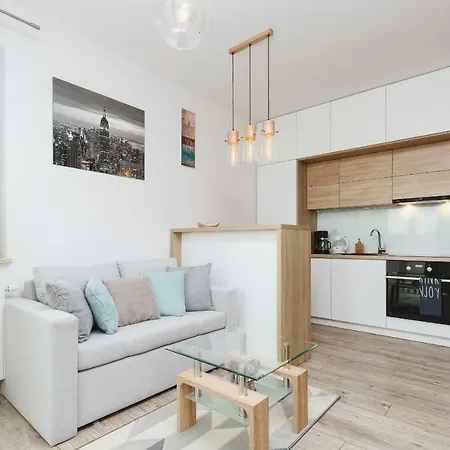 Tauron Arena Elegant Dabska By Renters Apartment