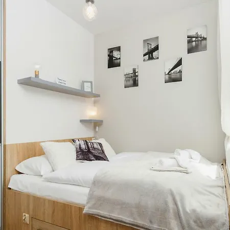 Apartment Tauron Arena Elegant Dabska By Renters Krakow
