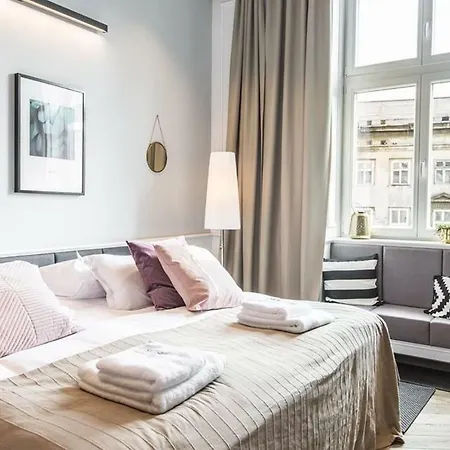 Aparthotel Stradom 15