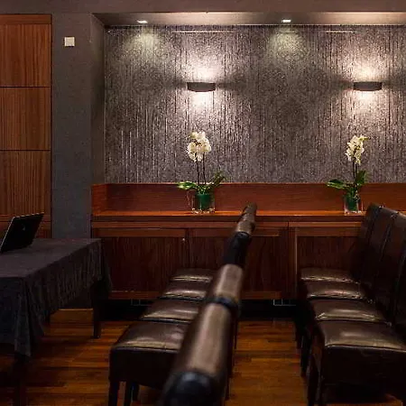 Farmona Business & Hotel 3*