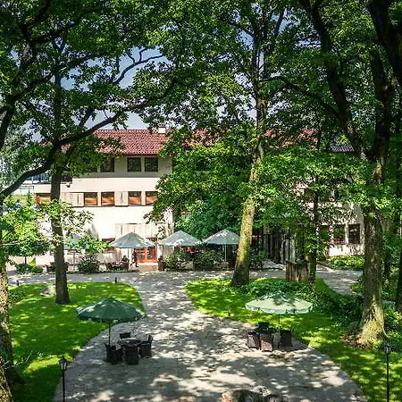 Farmona Business & 3* Krakow