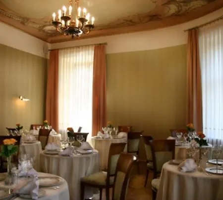 Hotel Ostoya Palace