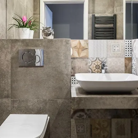 Apartment Jacuzzi Party & Event Space Up To 40 *