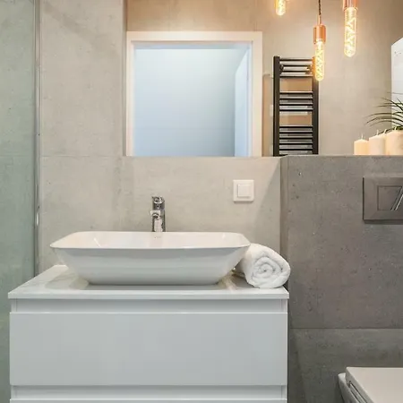 Apartment Jacuzzi Party & Event Space Up To 40 *
