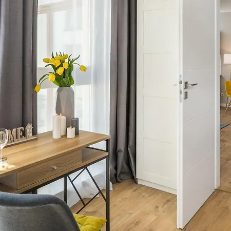 Apartment Jacuzzi Party & Event Space Up To 40 *