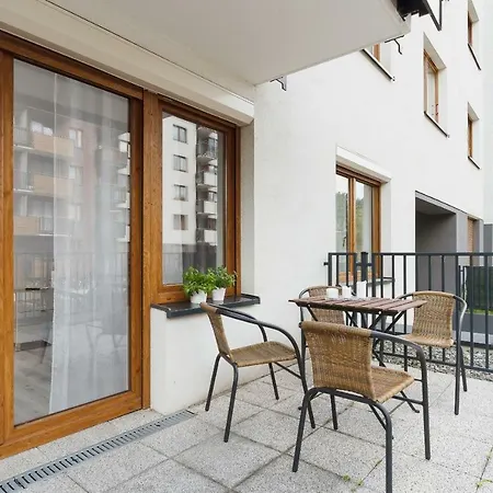 Claro Ii By Renters Krakow