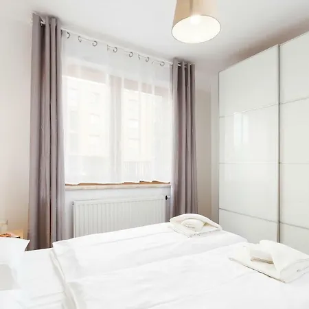 Claro Ii By Renters Apartment *