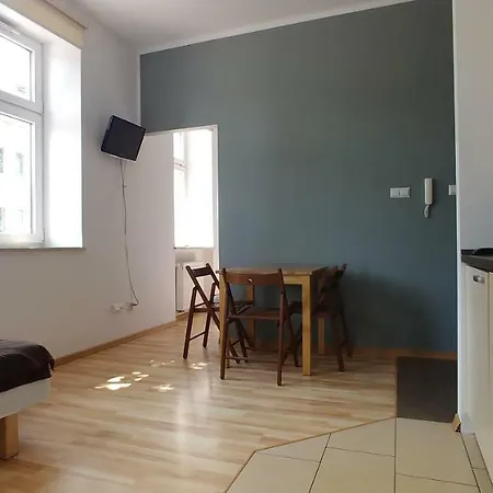 Hostel 999 Aparthostel Krasków