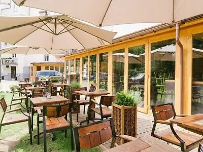 فندق Yarden By Artery كراكوفيا