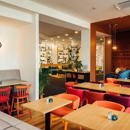 Vienna House Easy By Wyndham Cracow Hotel 3*