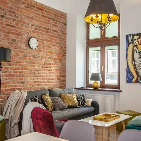 Bc7 Apartment