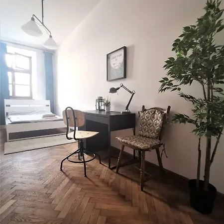 Florianska 19, Old Town Apartment