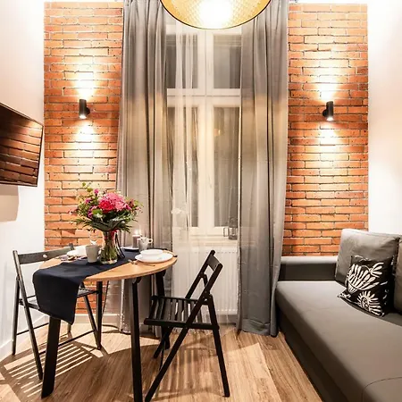 Apartahotel Lubomirskiego 23 - Great Location, 10 Min To Main Square By Foot, Right Next To Main Rail And Bus Station *