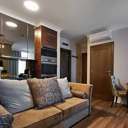 Views Aparthotel Cracovia