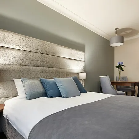 Aparthotel Views 2*