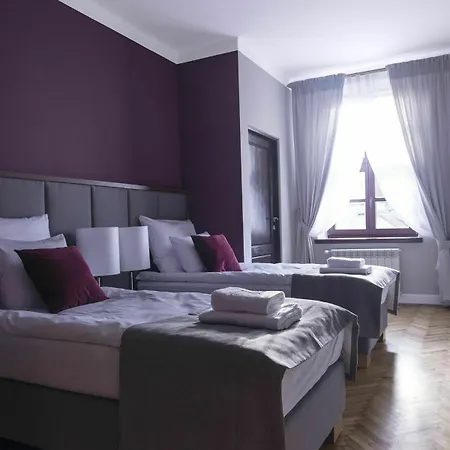 Mr 3 3* Krakow