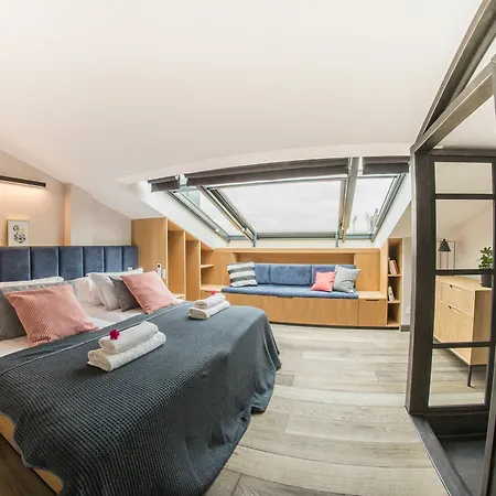 Aparthotel Stradom 15 4*