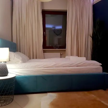 A11 & Spa Dermique Apartment *