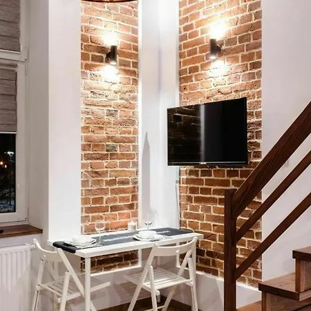2 Nights Apartments - Great Location, Right Next To Main Rail And Bus Station, 10 Min To Main Square By Foot Aparthotel Krakow