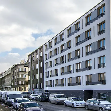 Hello Halicka 5 Aparthotel 3*
