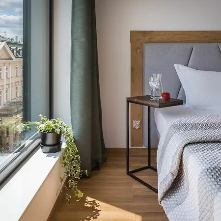Modern View Of Planty Park Appartamento Cracovia