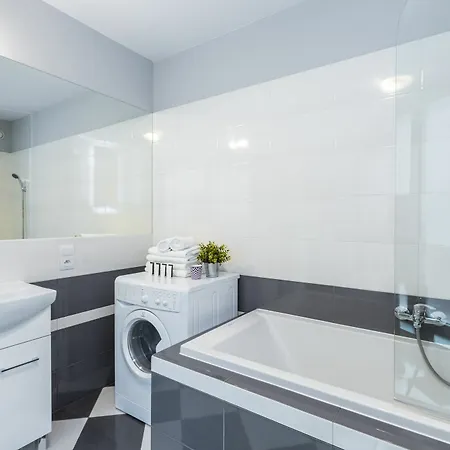 Friendhouse - Center Apartment