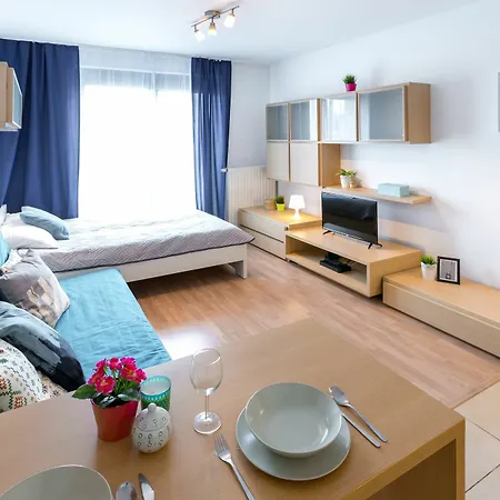 Friendhouse - Center Apartment *