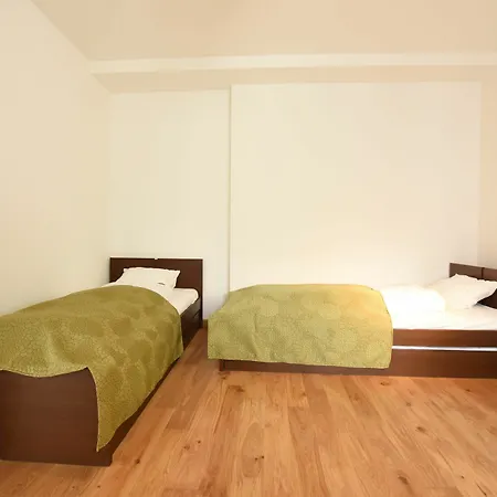 Krakowski Apartment *