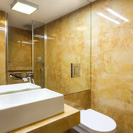 Otium Main Square One Minute Apartment
