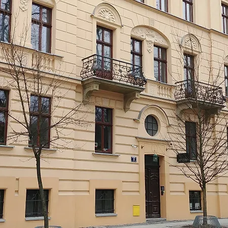 Old Town Bis Apartmán *